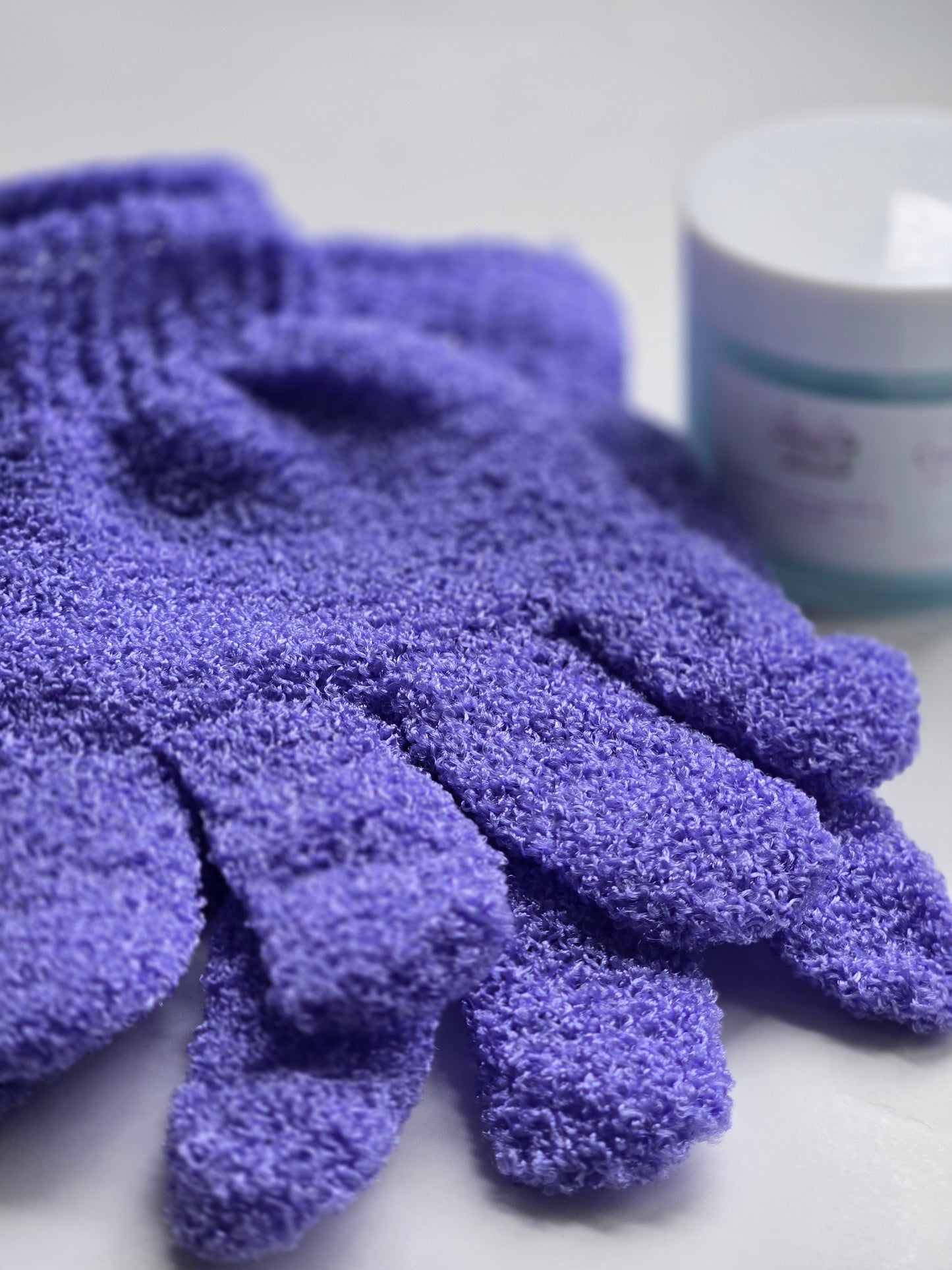 🧤 Exfoliating Gloves